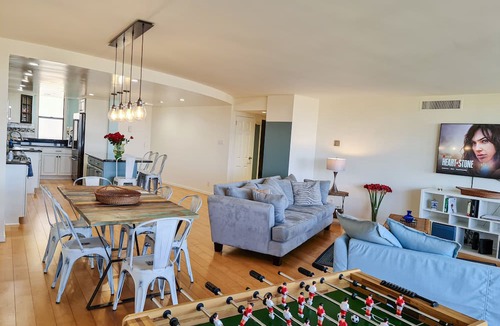 Marina del Rey Condo | Remodeled two-bedroom condo. panoramic views and a luxurious, dreamy atmosphere.