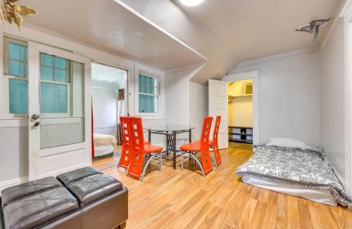 Civic Center Apartment | 1 Mi to Dtwn Stockton! Upstairs Apt w/Shared Yard