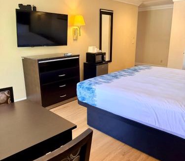 Castaic Hotel | Castaic Inn Six Flags Valencia
