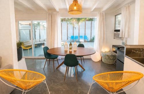 Tahquitz River Estates Hotel | A PLACE IN THE SUN Hotel - ADULTS ONLY Big Units, 24h Heated Pool & Spa in 1 Acre Park Prime Location, DOG Friendly, TOP Midcentury Modern Boutique Hotel