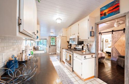 Pierpont Bay House | 20% Off May Walk To Beach Perfect For Family Spa