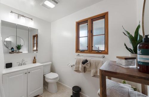 Santa Barbara House | Poppy's Ocean-View Cottage | Hot Tub, Dog-Friendly
