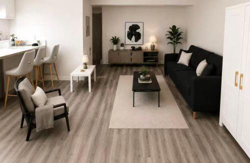 Sunset Park Apartment | Cozy Newly Renovated 2 Bedroom Home Near the Beach