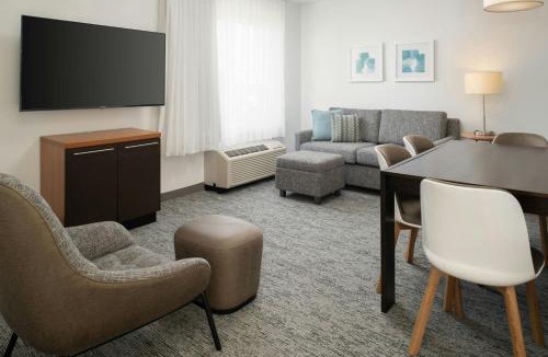 Lancaster Hotel | TownePlace Suites by Marriott Lancaster