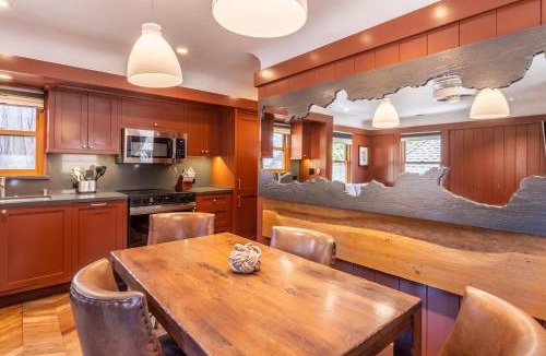 Homewood House | Cedar Crest - Robin Cottage 6