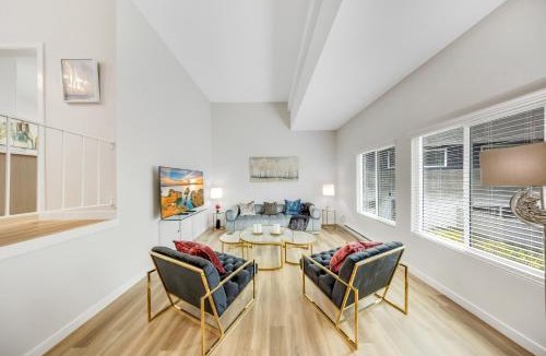 South Redondo Apartment | Oneluxstay 3BR Home Near the Beach