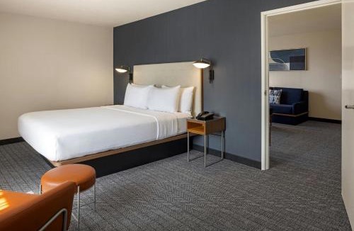 Walnut Valley Hotel | Courtyard by Marriott Baldwin Park
