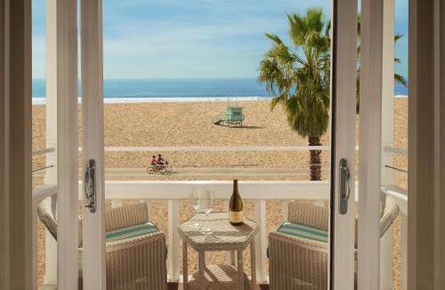 Downtown Hotel | Shutters On The Beach