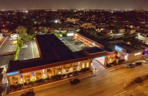 Bell Hotel | Travelodge Inn & Suites by Wyndham Bell Los Angeles Area