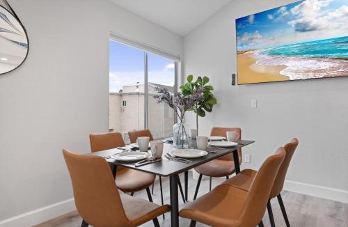Huntington Beach House | Searenity Suite- Peekaboo Ocean view 1 min walk to Beach