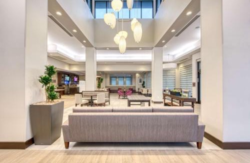 Irvine Business Complex Hotel | Hilton Garden Inn Irvine/Orange County Airport