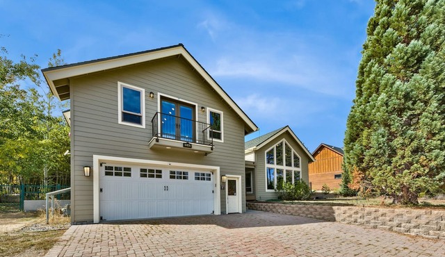 Snow Mtn Lodge 4BR/2.5BA Luxury Home