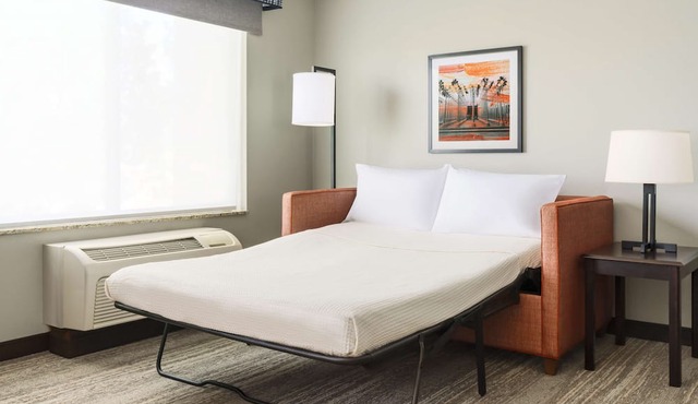 Hampton Inn & Suites Thousand Oaks, CA