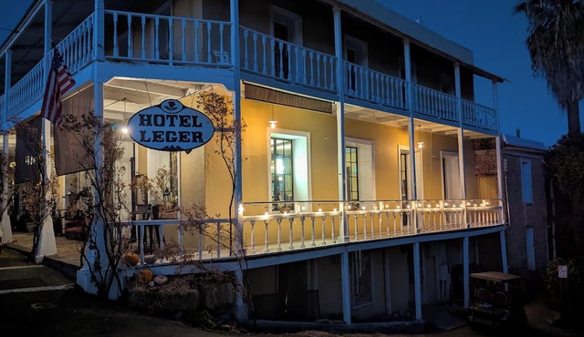 Hotel Leger