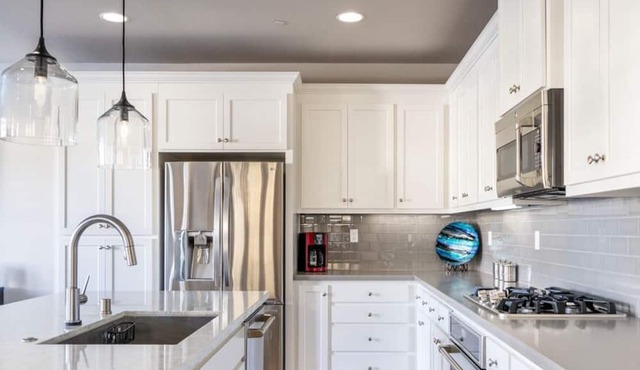 Blue Dune - Marina Townhome - New Near the Beach