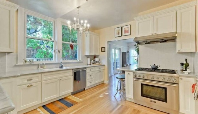 Craftsman, Palo Alto 4-5 bedrooms, 3 full baths.