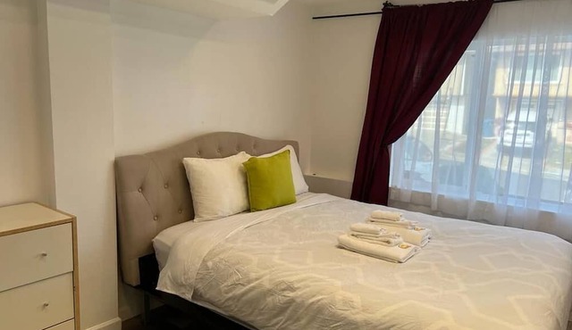 Affordable Private Rooms with Shared Bath Kitchen near SFO (SA)