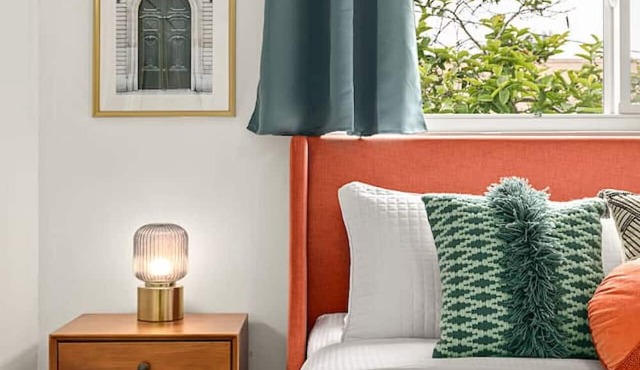 East Village Arts District, King Suite w/Sofa Bed