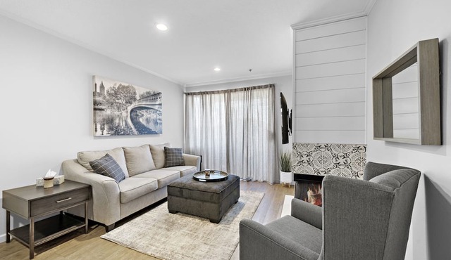 Turnkey Surf Designer, furnished Condo with amazing Amenities!