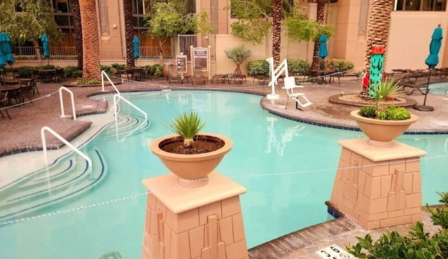 Las Vegas | Pool & Strip Access | City Energy Stay