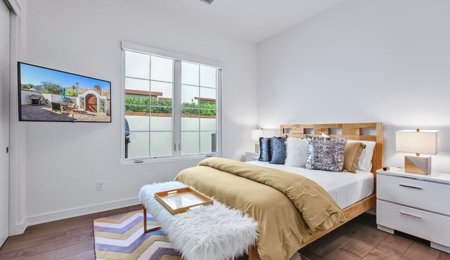 Vista Montaña - Beautiful downtown townhome!