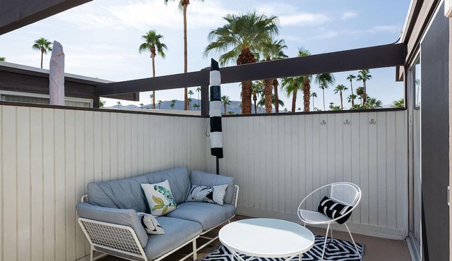 The Oliver at Ocotillo Lodge