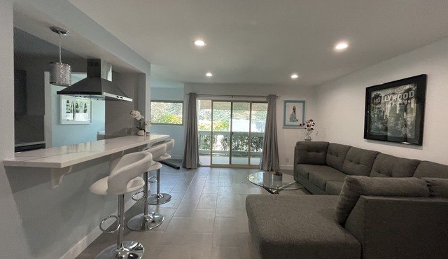 Prime Calabasas location brand new condo with Hillside Views and access to Lake