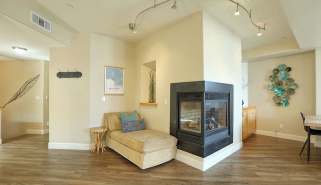 55 San Miguel: 3 BR, 2.5 BA Condominium in Avila Beach, Sleeps 8