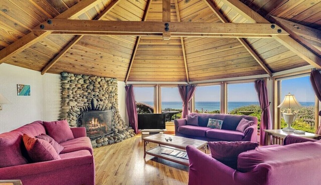 Black Pearl Cottage – Classic Seabright Charm in Santa Cruz