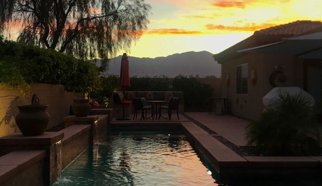 Private Pool Casita - King Bed, Mountain View, Super Private!