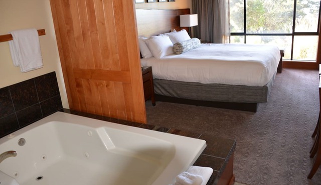 Indulge yourself in a spectaclar 2 bedroom unit at the Hyatt Highlands Inn.