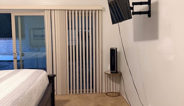 Cozy 1-bedroom 2 bed studio Lancaster