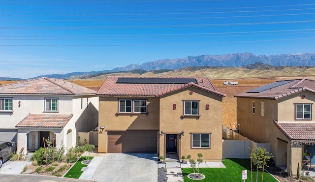 Tranquil 3-bedroom house with AC in charming Banning, our Modern Oasis