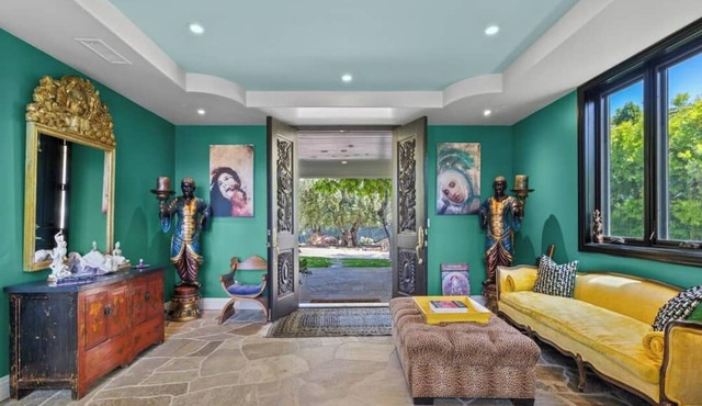 Kanan Dume - Malibu Ranch Retreat | 5-Acre Oasis w/Guest House & Pool