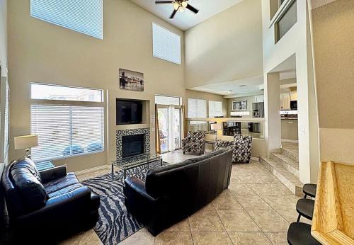 Private Pool Spa Game Room Putting Green