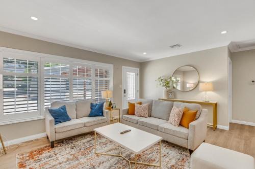 Stunning Professionally Designed Beautiful Home!