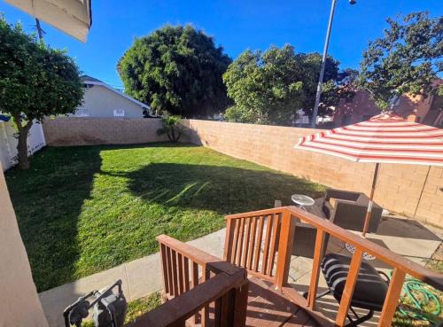 Spacious Family Oasis - Parking & Fenced Yard