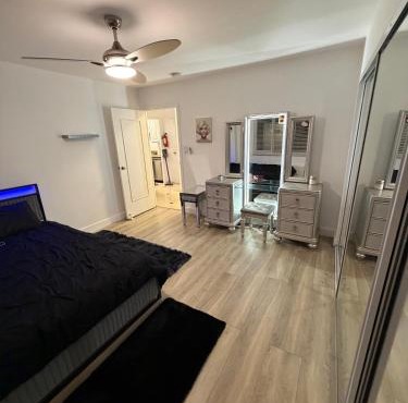 Affordable 2-bedroom Getaway in LA