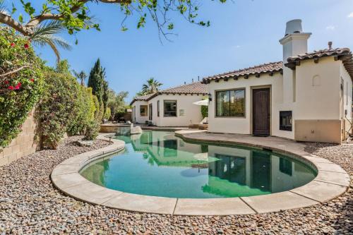 Desert Spring by Fieldtrip 8Bd Resort with Pool Spa Casita