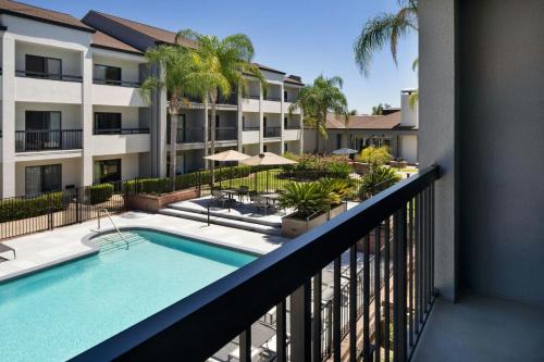 Courtyard by Marriott Fresno