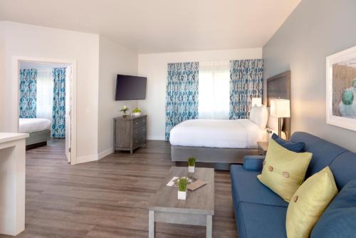 Beachfront Inn and Suites at Dana Point