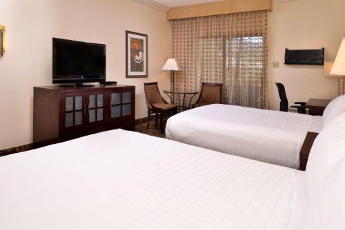 Corte Madera Inn 